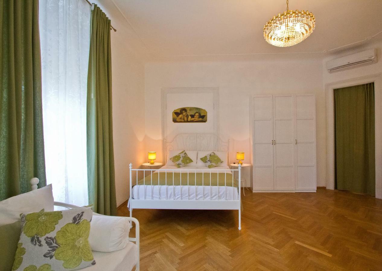 Golden Rooms Bed & Breakfast Triest Zewnętrze zdjęcie